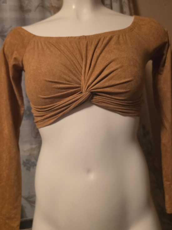 Mocking Jay Tops - Twist-Front Long Sleeve Crop Top - Camel